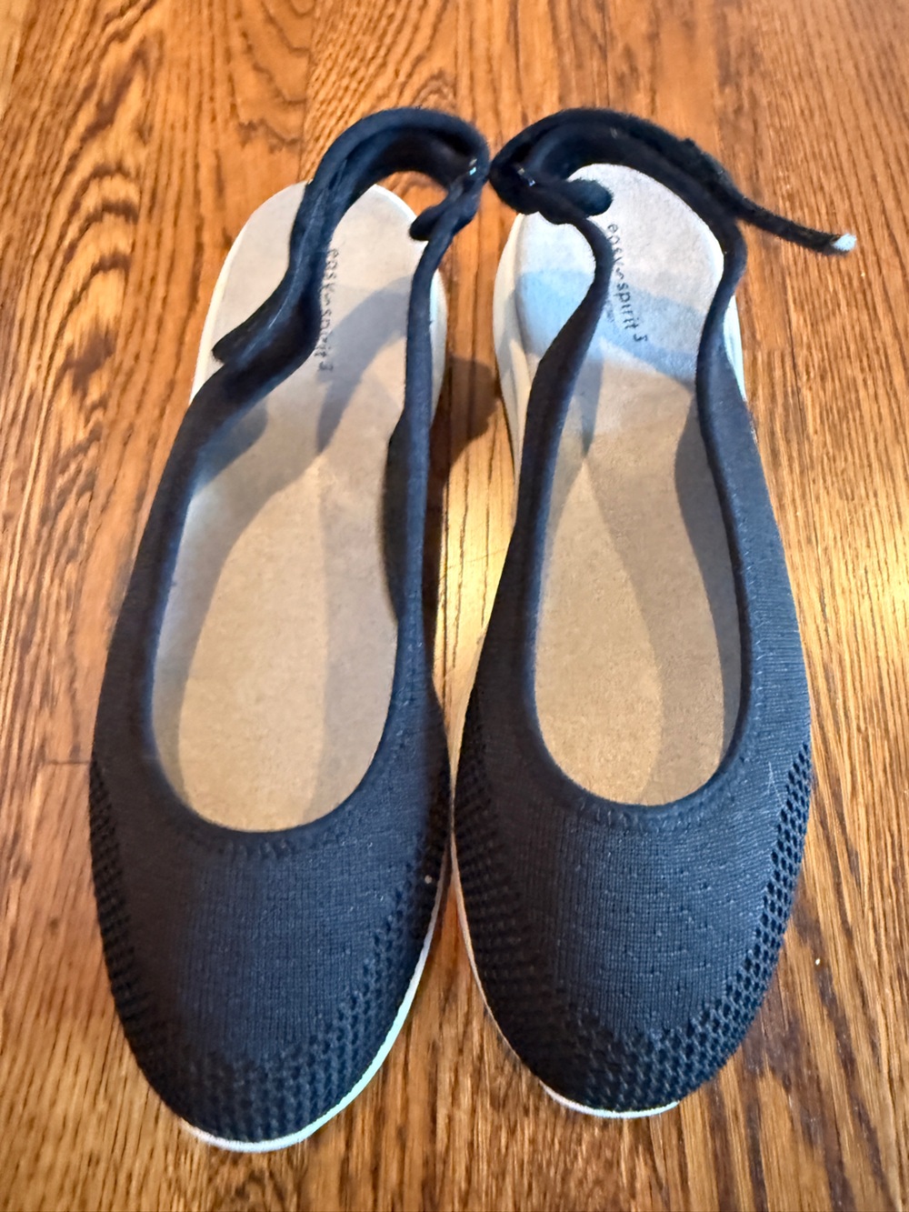 Black lightweight Easy Spirit slip on slingback comfort sneaker 8.5